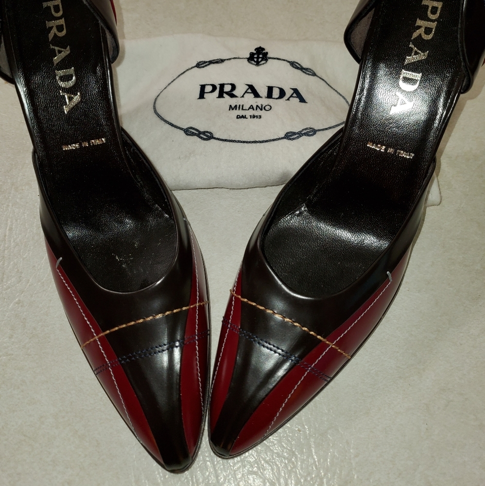 Prada Pumps